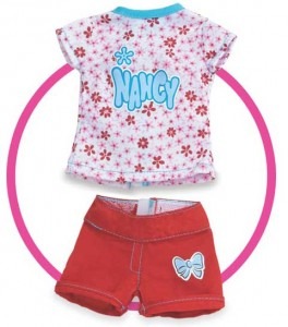 Nancy-Set-de-ropa-flores. Precio 8.95 €